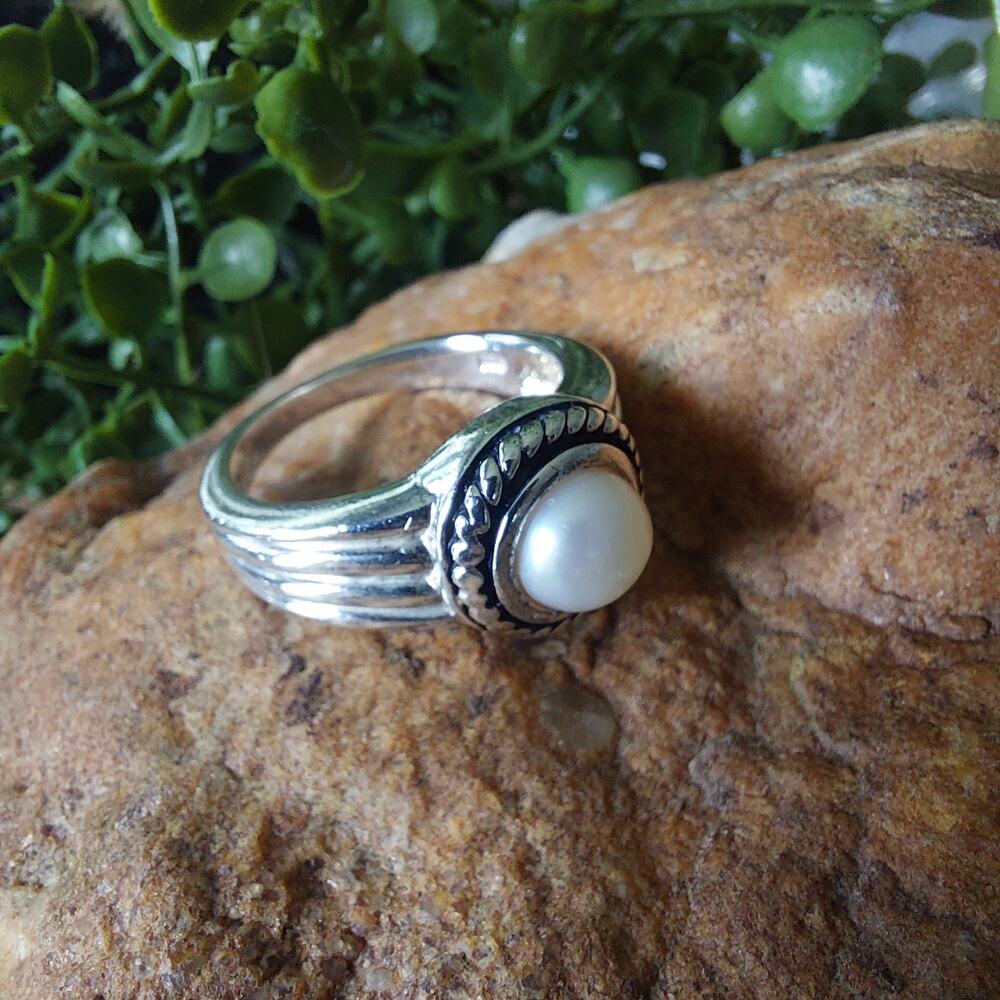 Sterling Silver 925 Vintage Cultured Pearl Ring Size 9